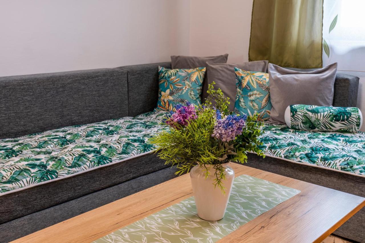 House Silvija Pula Apartment ภายนอก รูปภาพ