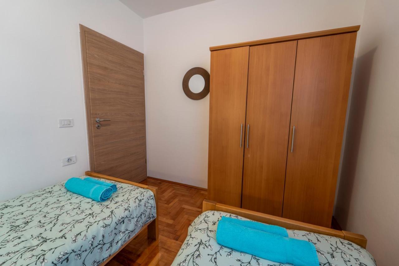 House Silvija Pula Apartment ภายนอก รูปภาพ