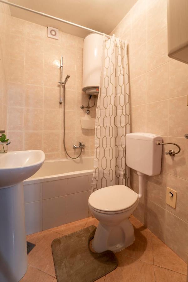 House Silvija Pula Apartment ภายนอก รูปภาพ