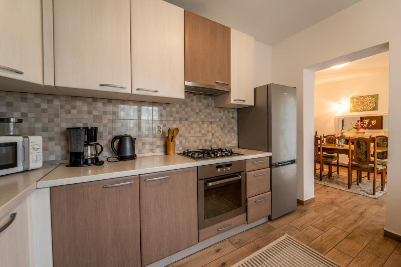 House Silvija Pula Apartment ภายนอก รูปภาพ