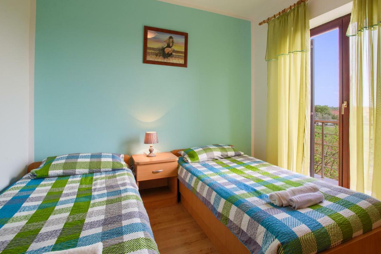House Silvija Pula Apartment ภายนอก รูปภาพ