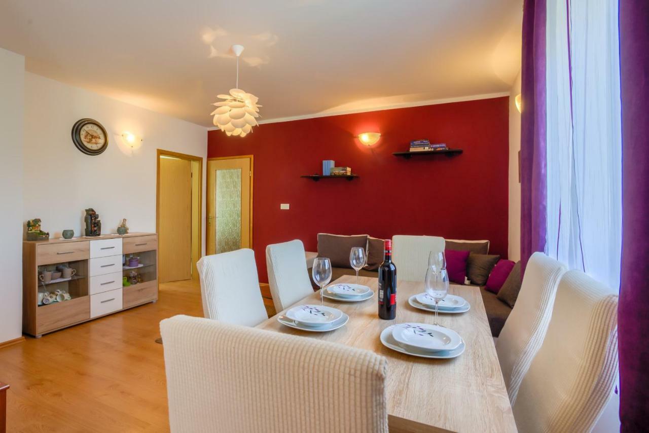 House Silvija Pula Apartment ภายนอก รูปภาพ