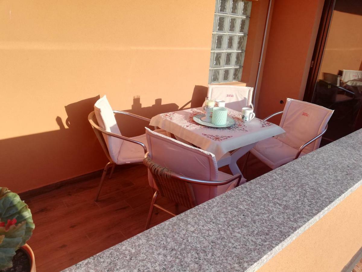 House Silvija Pula Apartment ภายนอก รูปภาพ